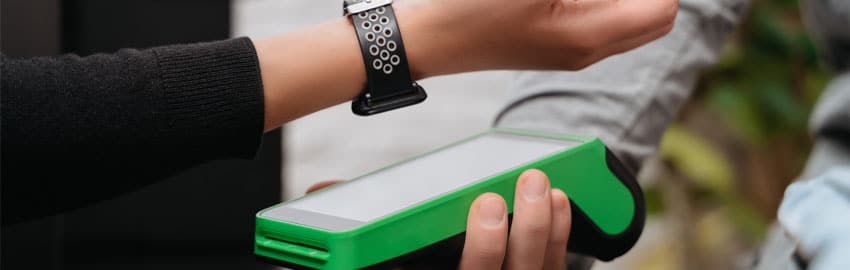 Role of wearables in the retail industry