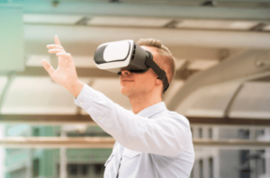 Featured Image - How Virtual Reality is being used in enterprises